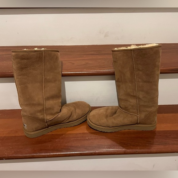 Tall Chestnut Ugg Boots - Picture 6 of 7